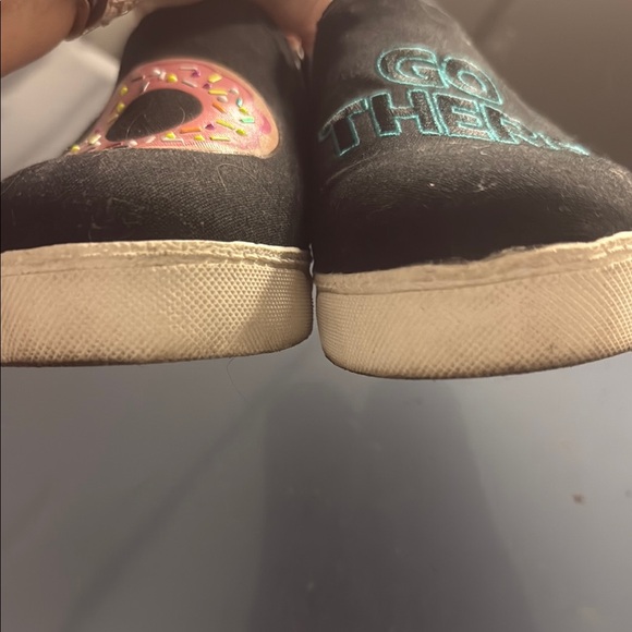 Black Shoes with Donut Design - Picture 4 of 5